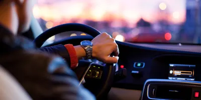 Cover image for Aturan Lampu Hazard di Tol: Kapan Boleh & Tidak Boleh 2026